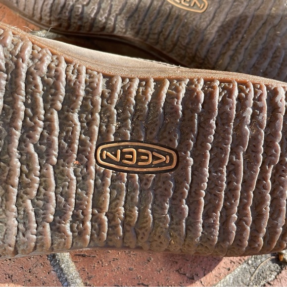 Keen Womens 9.5 Cush Golden Summer Canvas Leather Flat Brown Slip On Shoes - Picture 7 of 10